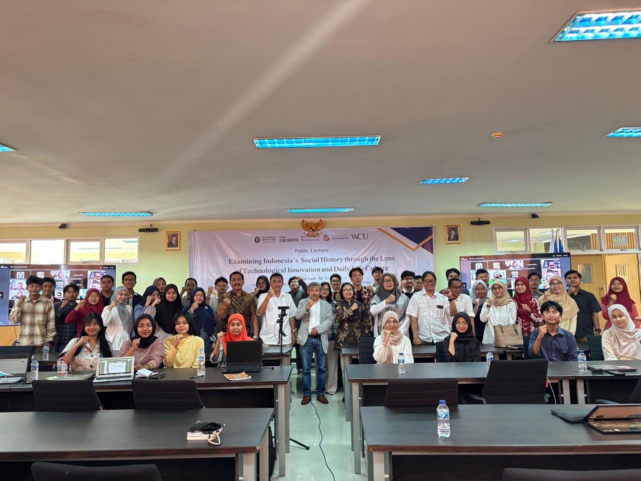 Hadirkan Akademisi dari Universiteit Leiden, Program Studi Doktor Sejarah FIB Undip Gelar Kegiatan Visiting Professor
